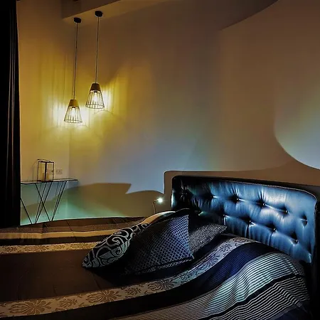 Myo Charming House * Кальяри